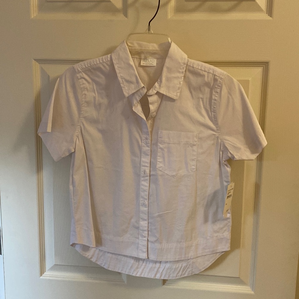 Cropped white button up. XXS